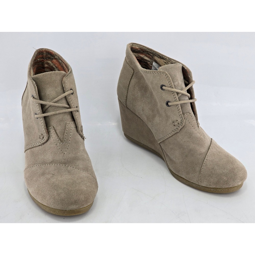 TOMS Desert Wedge Booties Women 7.5 Taupe Suede Lace Up Ankle Boots - Excellent
